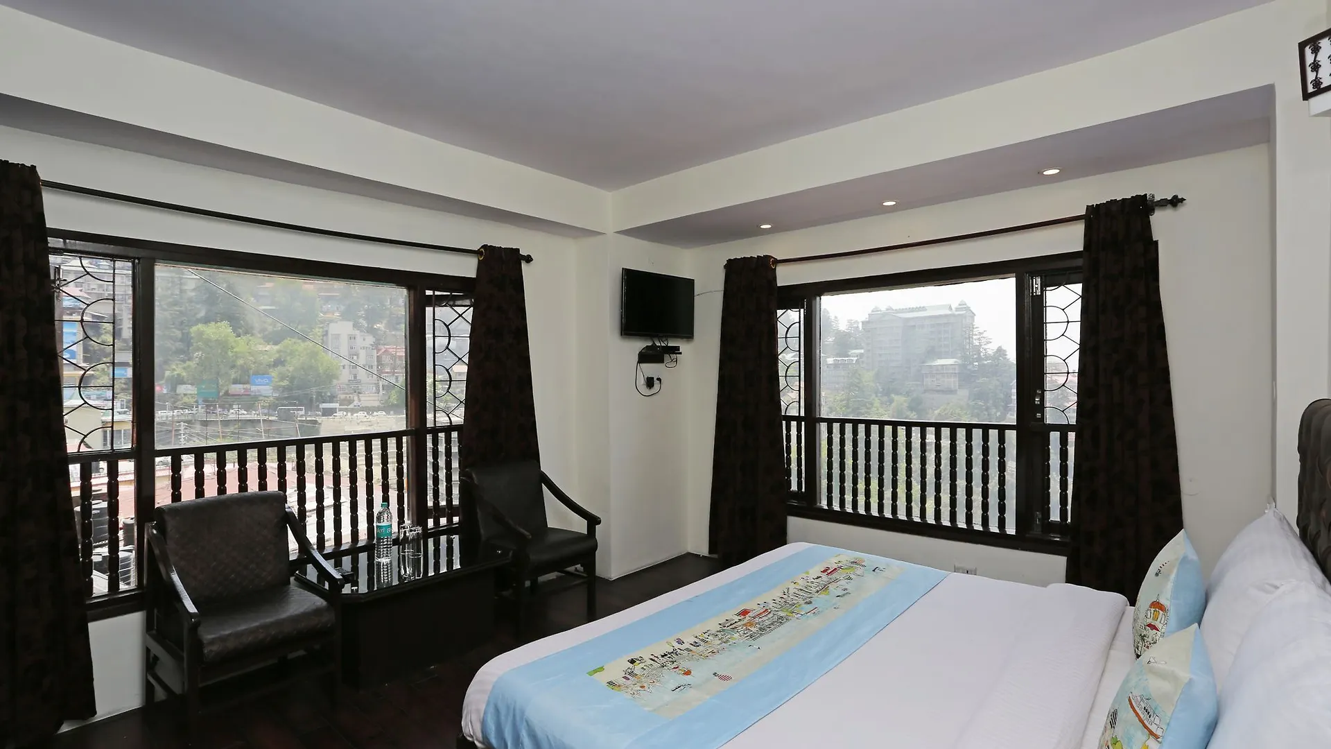Oyo Rooms 055 Mall Rd Tourism Lift Shimla