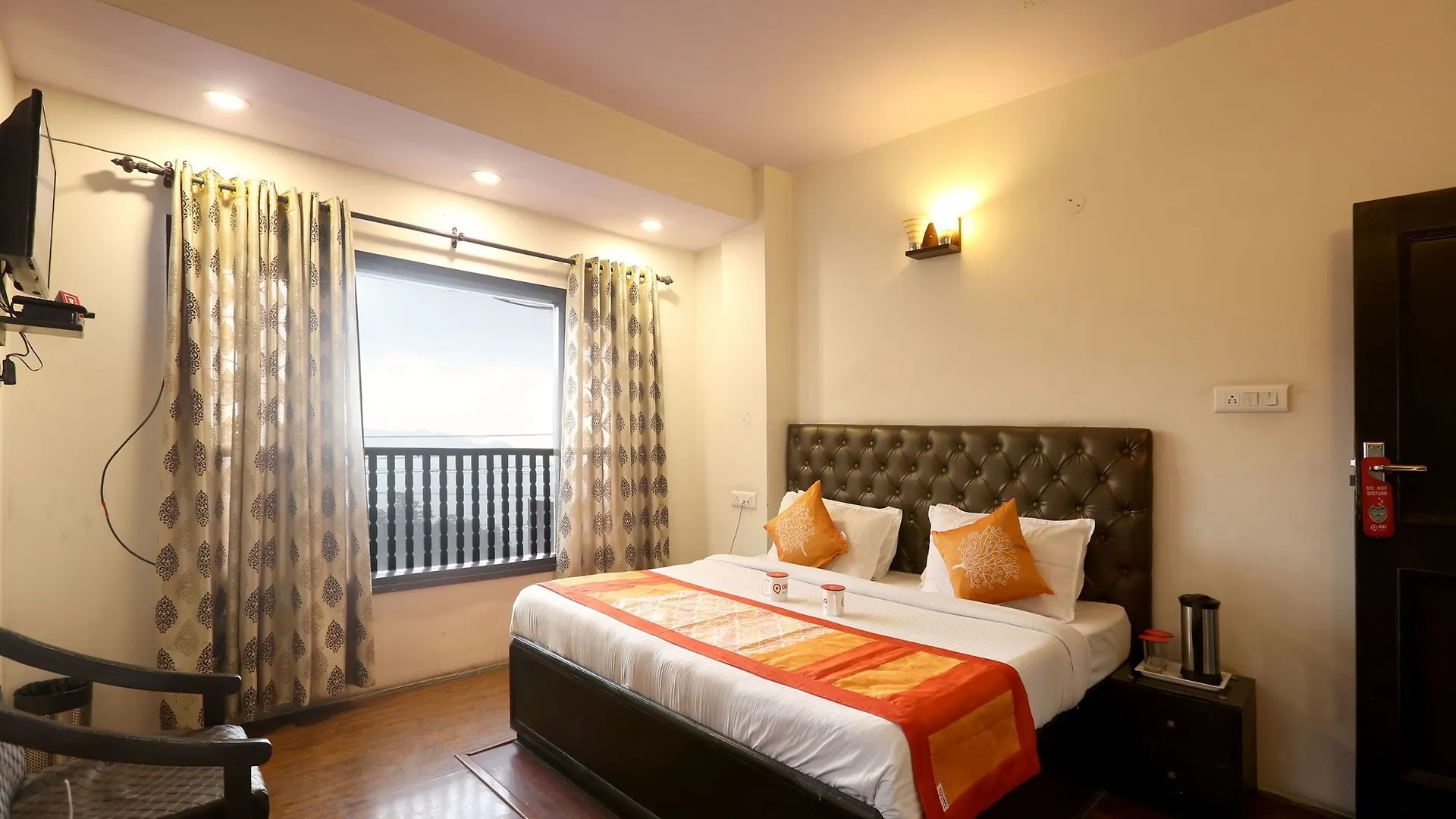 Oyo Rooms 055 Mall Rd Tourism Lift Shimla