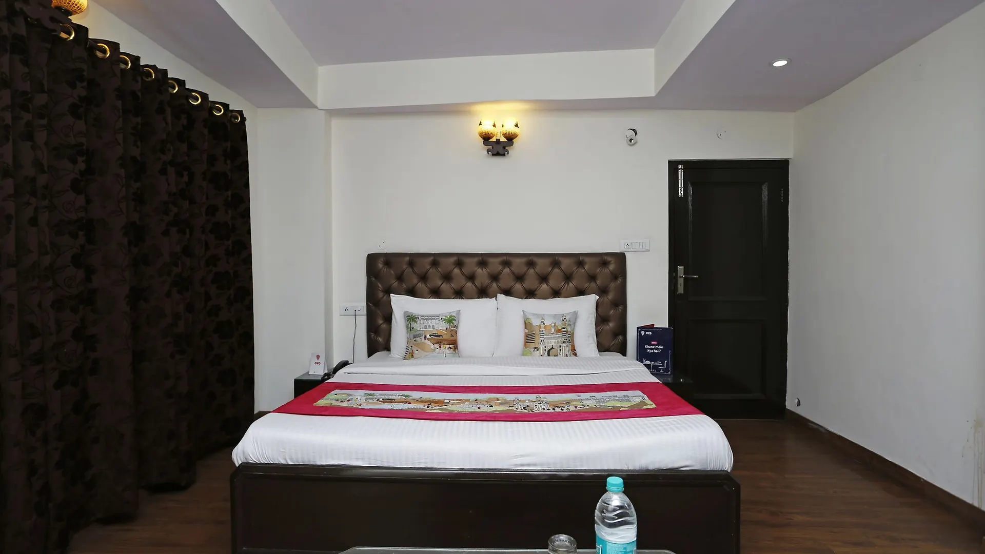 Hotel Oyo Rooms 055 Mall Rd Tourism Lift Shimla